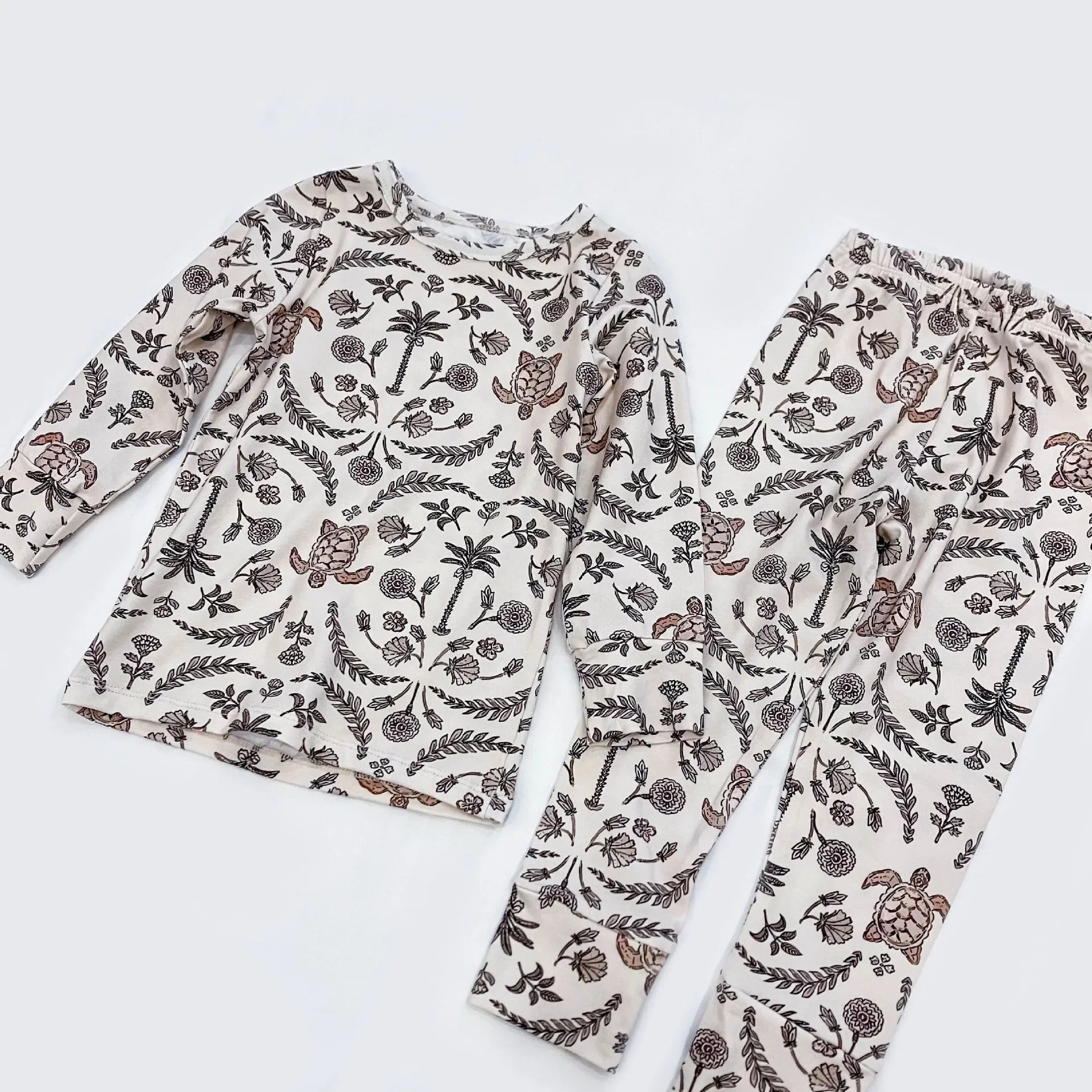 Baby pyjama set – lange mouwen & broek – zacht katoen – unisex loungewear