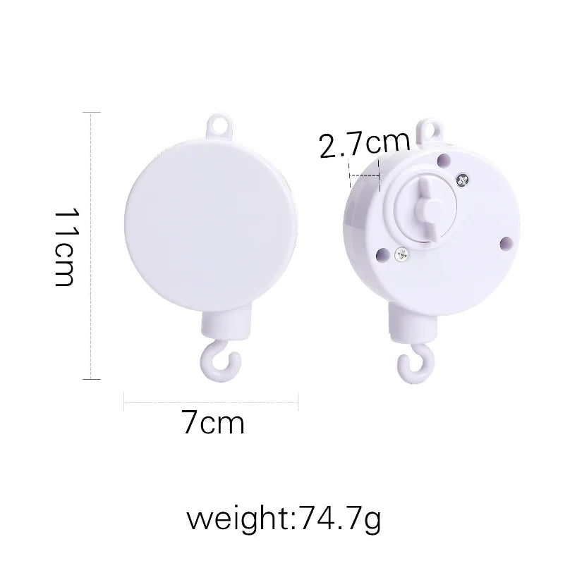 Houten mobiel – met konijntjes & speelse figuurtjes – voor babybed of commode