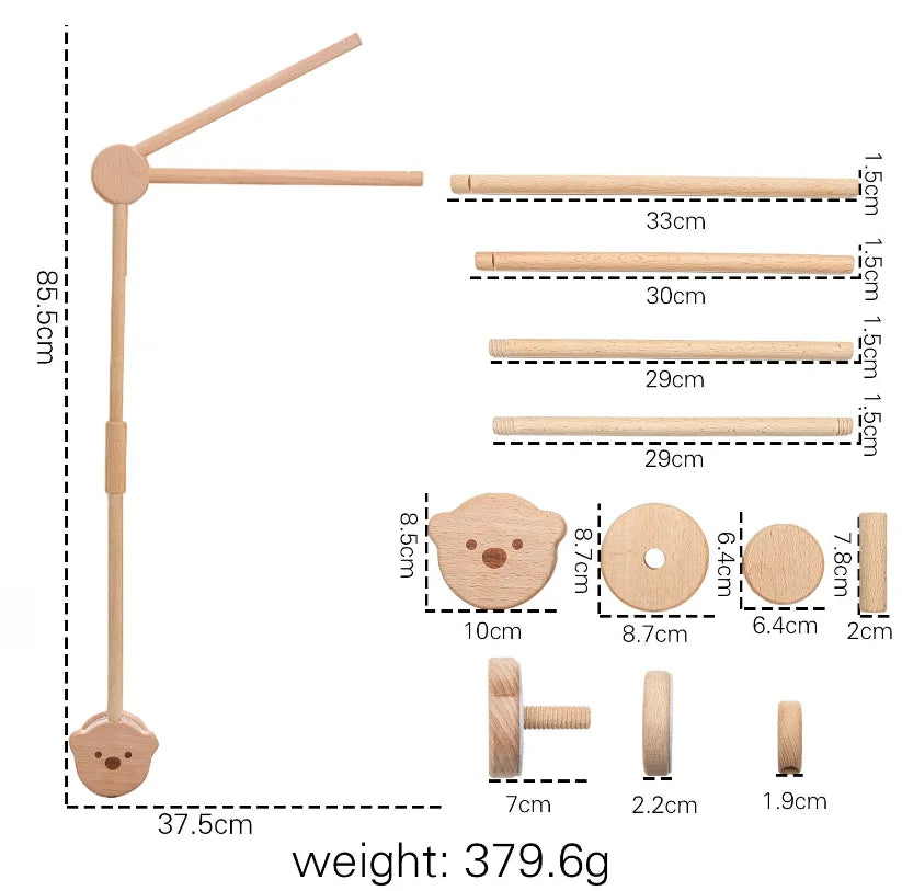 Houten mobiel – met konijntjes & speelse figuurtjes – voor babybed of commode
