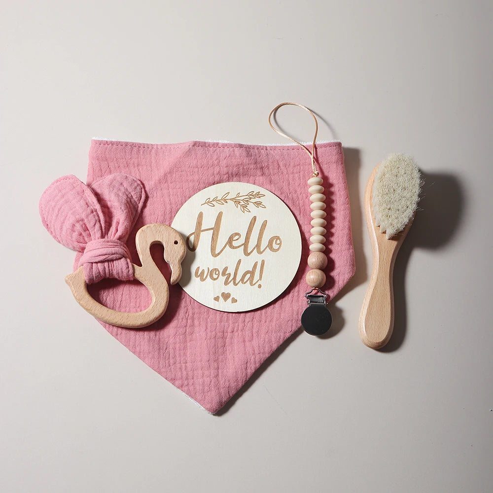 Baby giftset – slabbetje, bijtring, speenkoord & borstel – flamingo thema – kraamcadeau in geschenkdoos